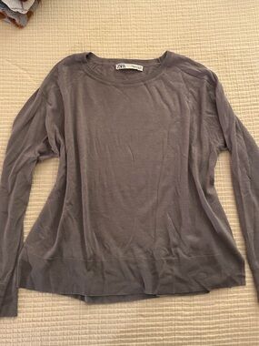 Zara Gray Crewneck Sweater